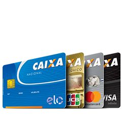 Quatro cartões de crédito Caixa com diferentes bandeiras